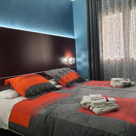 Apartament Manu's Guest Cosenza